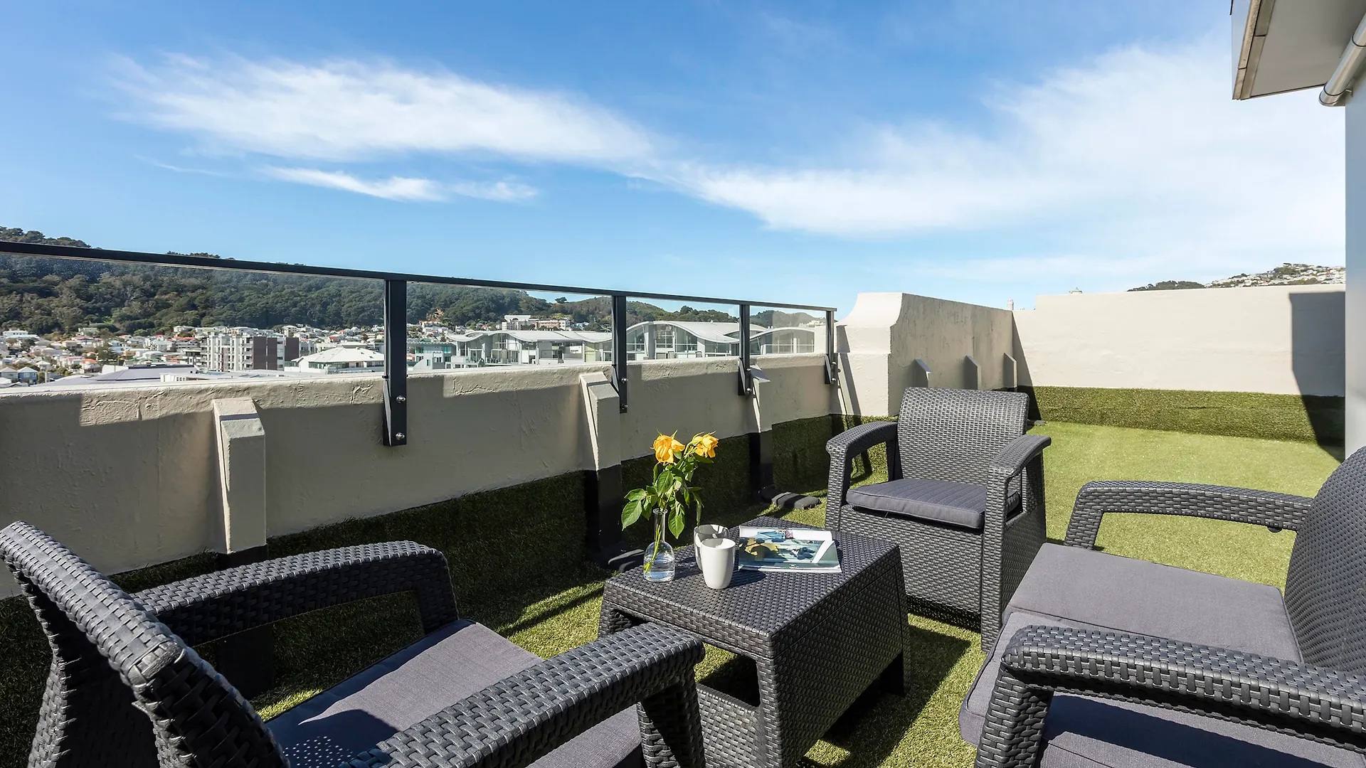 Oaks Wellington Hotel
