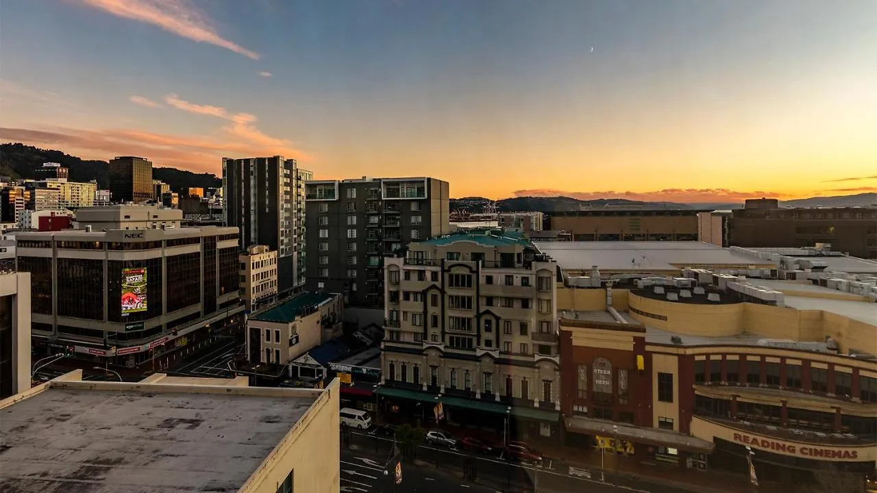 Oaks Wellington Hotel