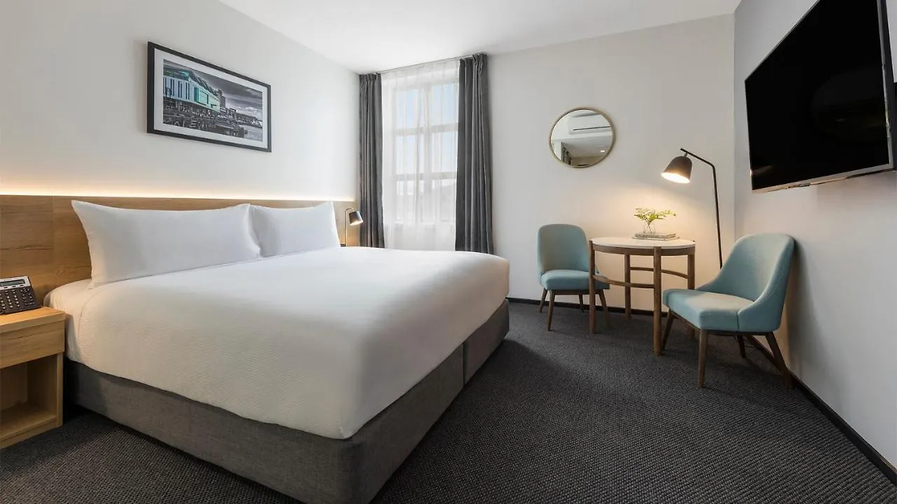 Oaks Wellington Hotel