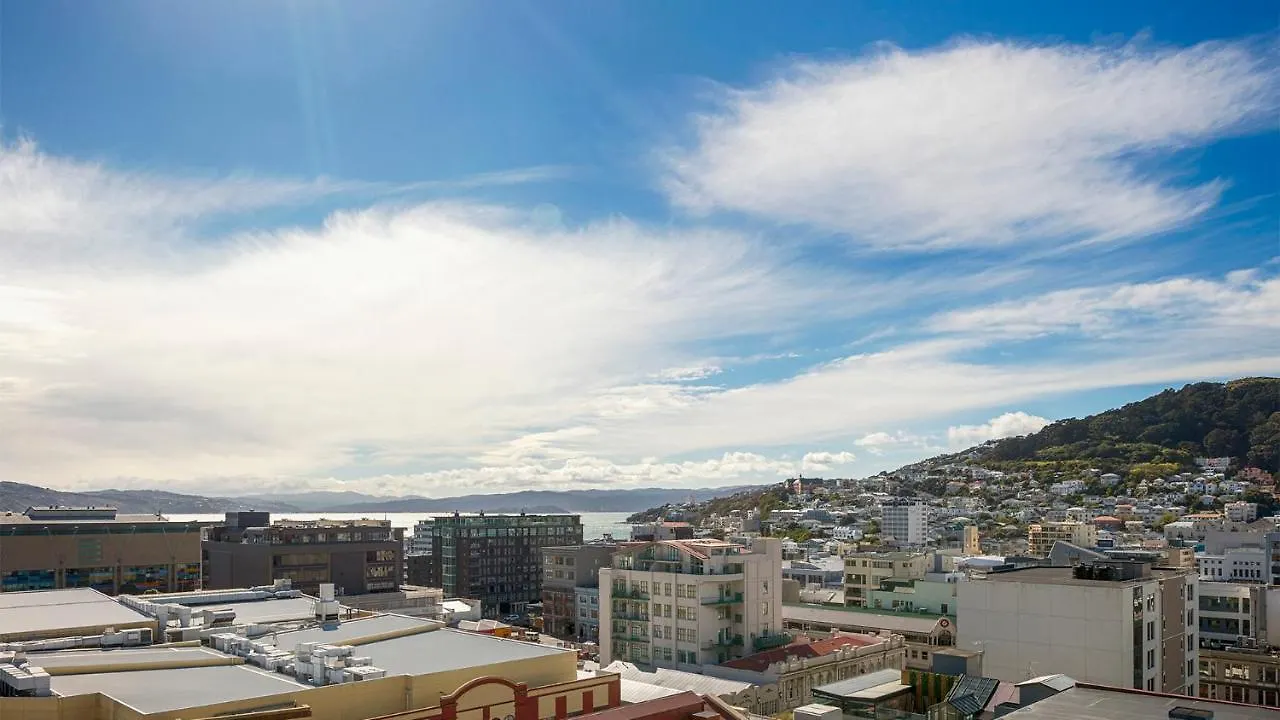 Oaks Wellington Hotel 4*,